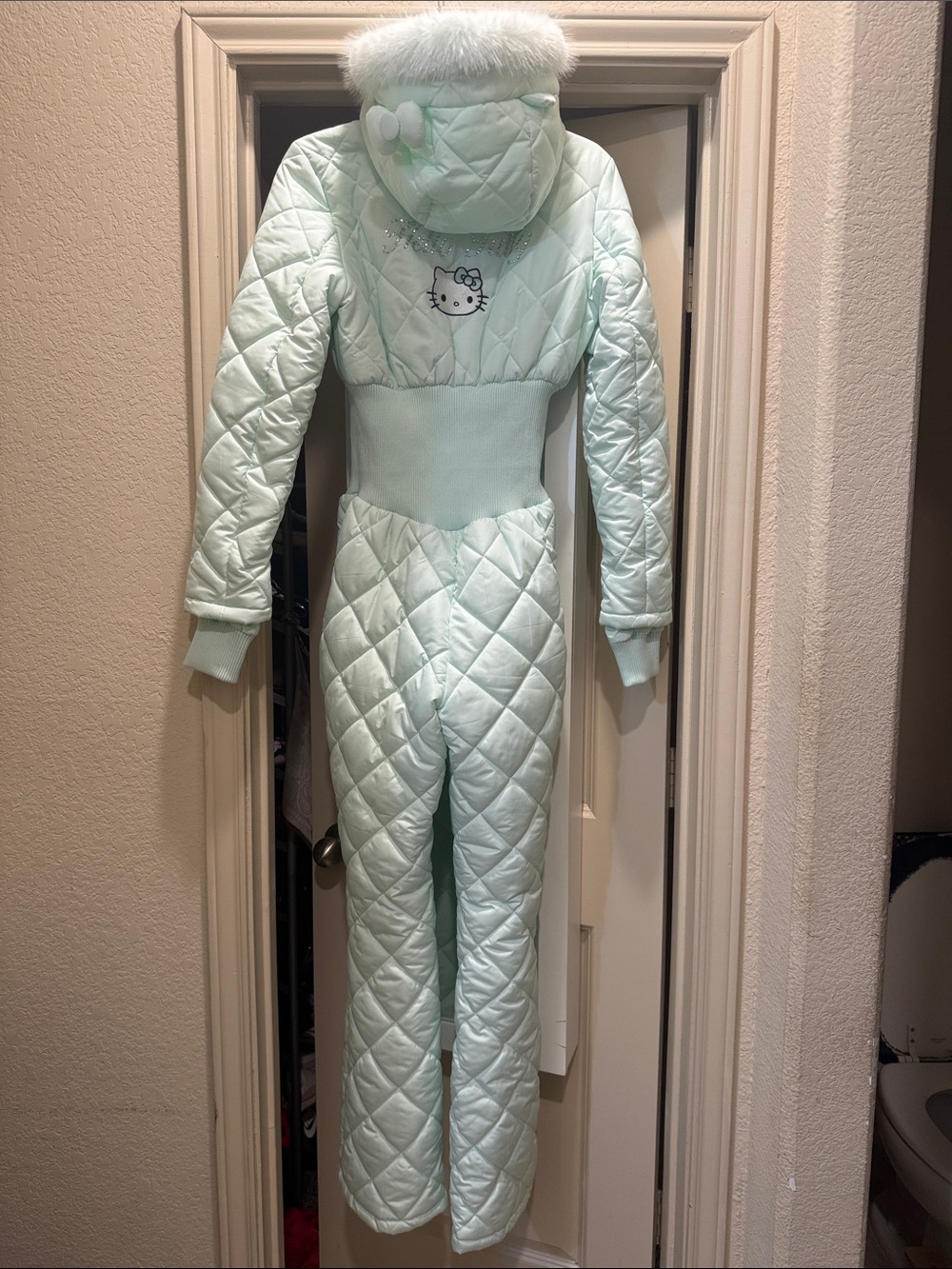 Hello Kitty Mint Quilted One-Piece Footie with Faux Fur Hood SZ Small - Picture 3 of 6